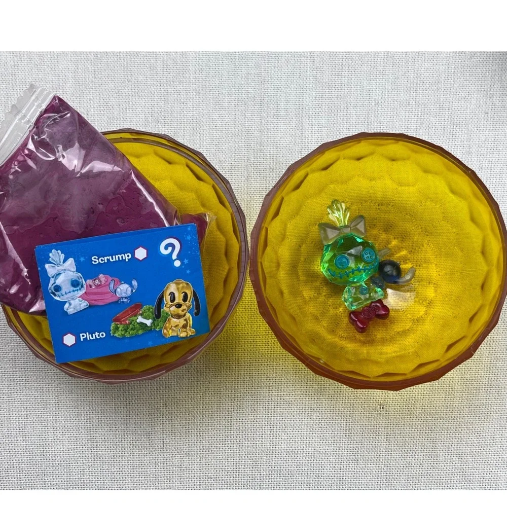 Disney Crystal Surprise Scrump Lilo & Stitch Mini Figure Set with Sand & Stitch